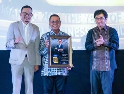 Prestasi! Direktur Keuangan & Strategi Bank DKI Romy Wijayanto Raih Penghargaan Sebagai 10 Most Popular CFO Tahun 2023