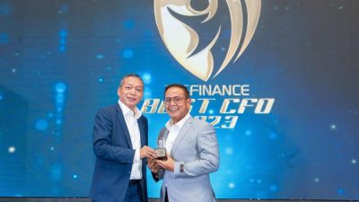 Direktur Keuangan & Strategi Bank DKI Romy Wijayanto Kembali Raih Penghargaan sebagai The Best CFO