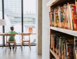 Nyaman Membaca di Perpustakaan Jakarta Cikini, Tunggu Apa Lagi?