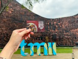 Tim Bola Voli Red Sparks Dikenalkan Jakarta Tourist Pass oleh Bank DKI