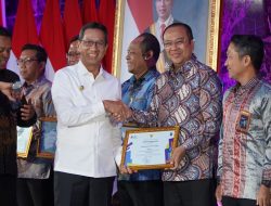 Penghargaan Mitra CSR Terbaik Pemprov DKI Jakarta Diraih PAM Jaya
