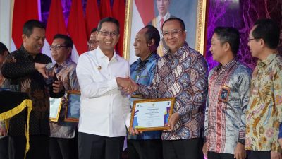 Penghargaan Mitra CSR Terbaik Pemprov DKI Jakarta Diraih PAM Jaya