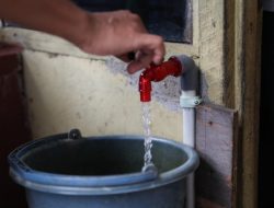 38 Tahun Menanti, Warga Kebon Kosong Bisa Nikmati Layanan Air Minum Perpipaan