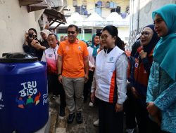 Usai Sasar Wilayah Jakbar, PAM JAYA dan TPPKK DKI Jakarta Berbagi Toren Air Gratis ke Warga Jakut