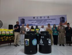Warga Dapat Toren Gratis dari PAM JAYA, Tak Perlu Lagi Tampung Air di Ember